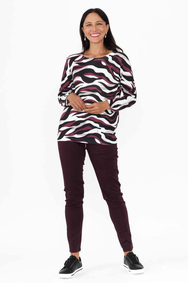 alt text|model:Cara image 7