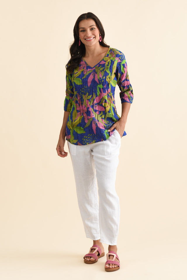 alt text|model:Brontie image 3