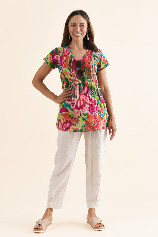Fia Green Mosaic Crinkle Cotton Top,Full Body,Brunette model,alt text|model:Cara image 6