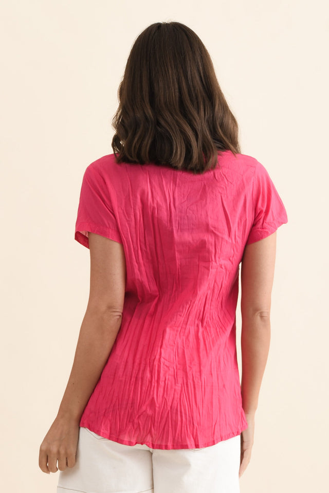 Fia Hot Pink Crinkle Cotton Top,Brunette model,alt text|model:MJ image 5