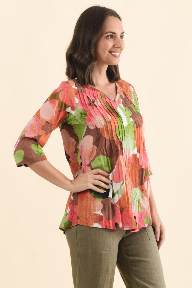 Fia Pink Floral Sleeved Crinkle Cotton Top,Brunette model,alt text|model:MJ image 4