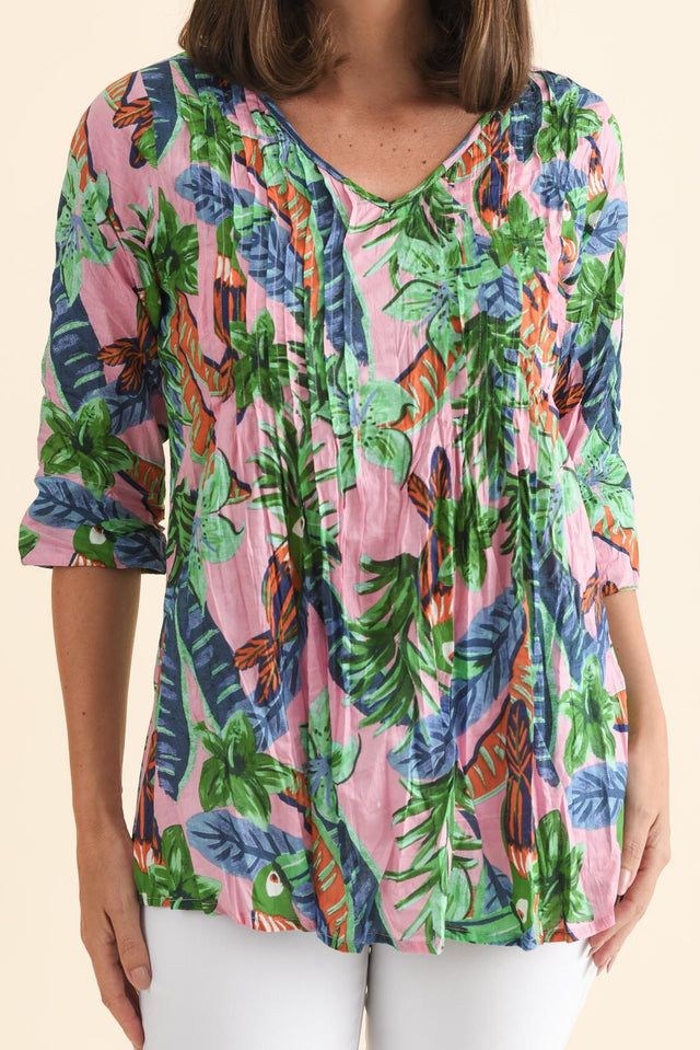 Fia Pink Tropical Sleeved Crinkle Cotton Top,Brunette model,alt text|model:MJ image 6