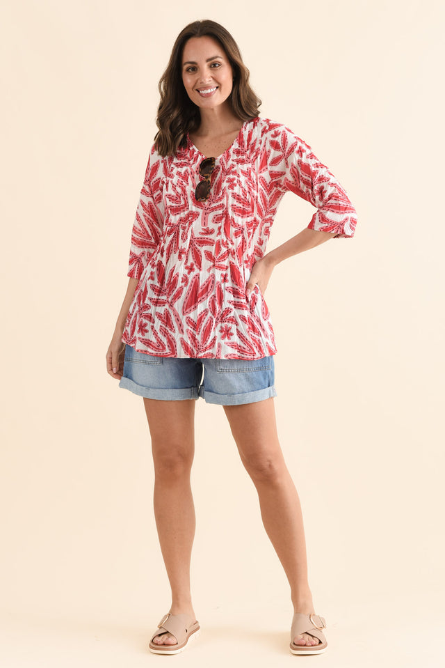 Fia Red Leaf Sleeved Crinkle Cotton Top,Full Body,Brunette model,alt text|model:MJ