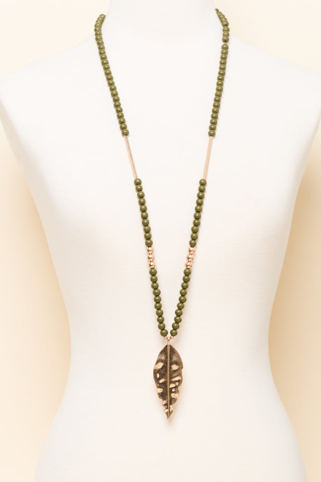 Fidan Green Leaf Pendant Necklace image 2