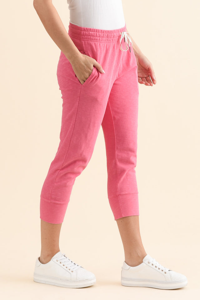Fundamental Brunch Melon Cotton Sweatpants,Side,Brunette model,alt text|model:MJ image 3