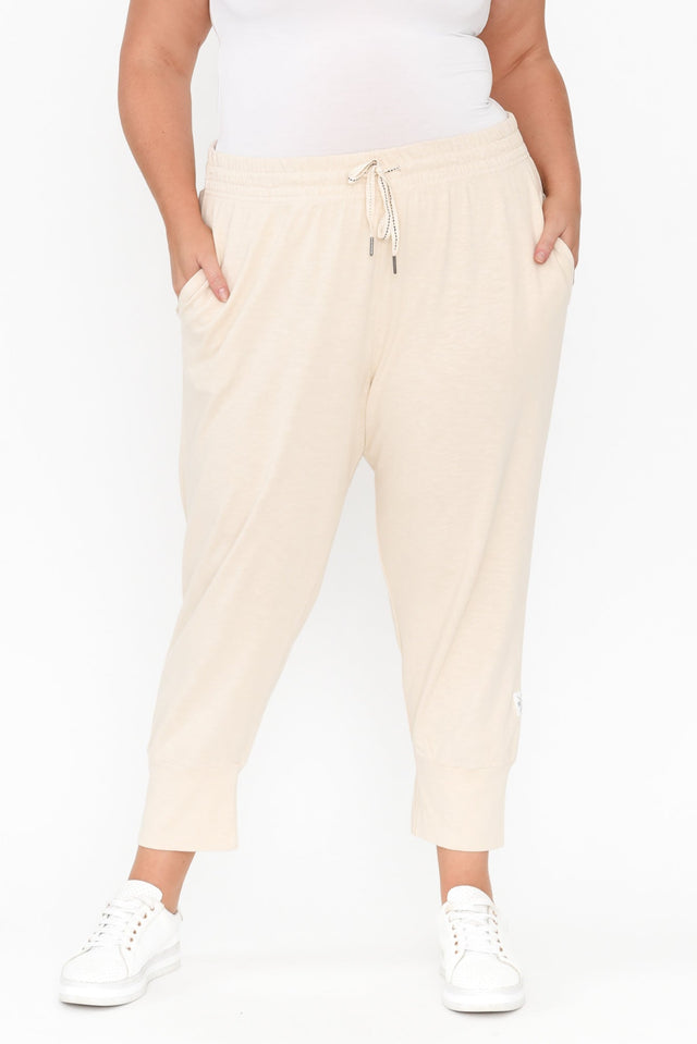 Fundamental Brunch Natural Cotton Sweatpants,Blonde model,plus-size,curve-bottoms,plus-size-Pants,plus-size-winter-clothing, alt text|model:Caitlin image 8