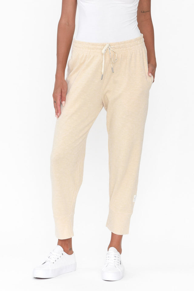 Fundamental Brunch Natural Cotton Sweatpants,Brunette model,alt text|model:Brontie