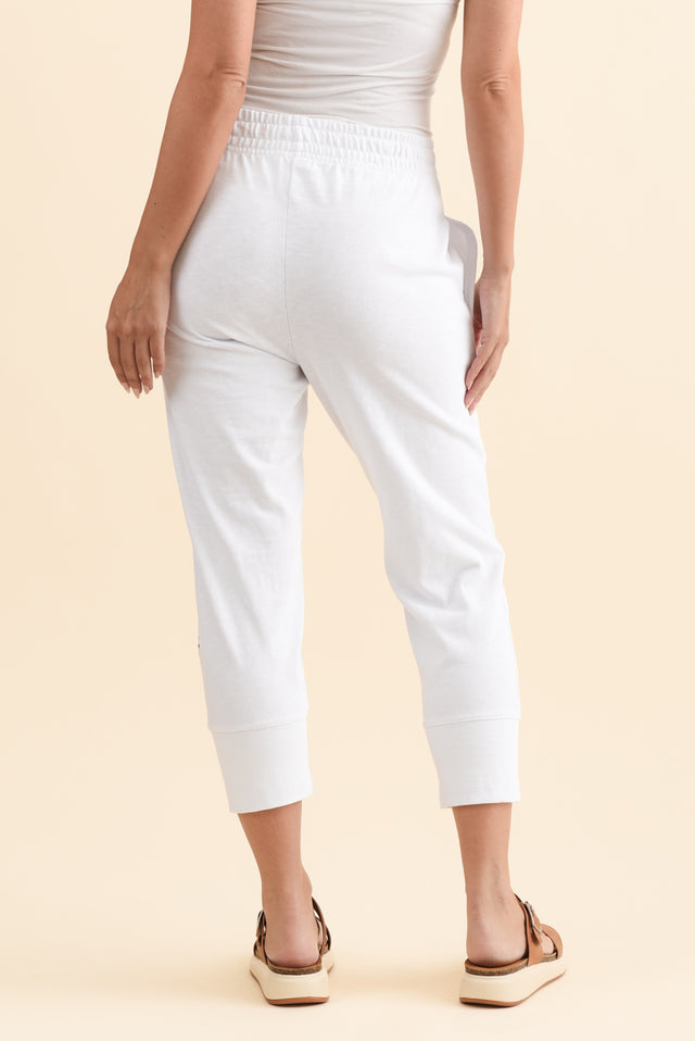 alt text|model:MJ image 5