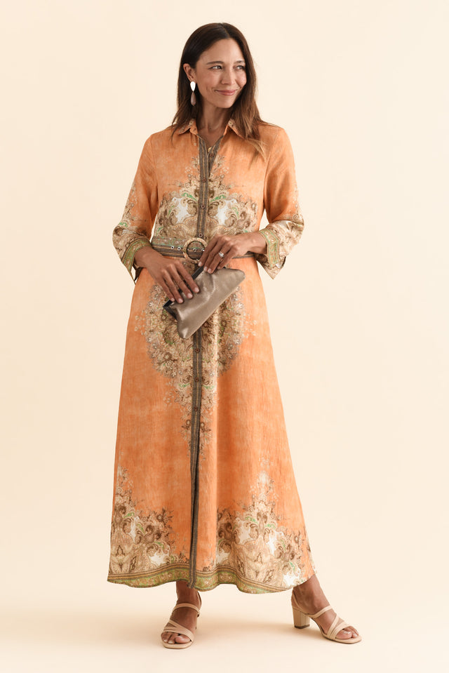 alt text|model:Cara image 3