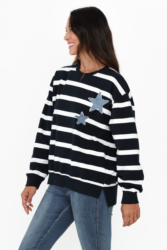 alt text|model:Cara image 5