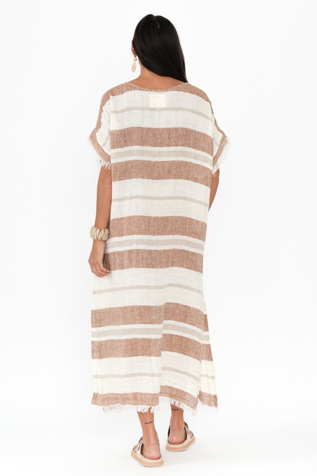 alt text|model:Brontie image 5