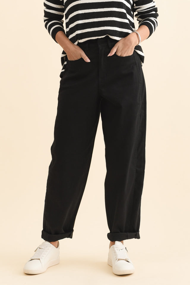 alt text|model:MJ image 1