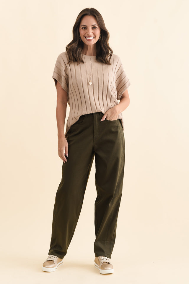 Garner Khaki Barrel Chino Pants,Brunette model,alt text|model:MJ image 7