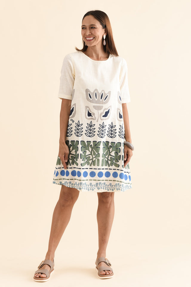Gayle White Motif Cotton Pocket Dress,Full Body,Brunette model,alt text|model:Cara image 2