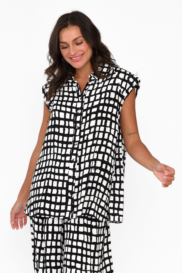 Geneve Black Check Sleeveless Top neckline_V Neck