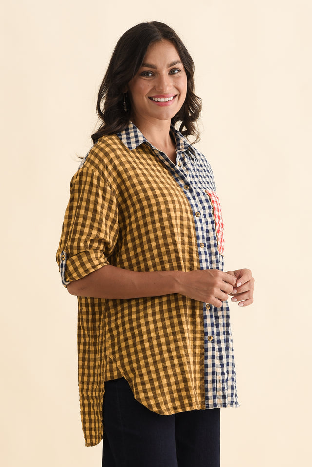 Gillie Navy Check Cotton Shirt,Brunette model,alt text|model:Brontie image 5