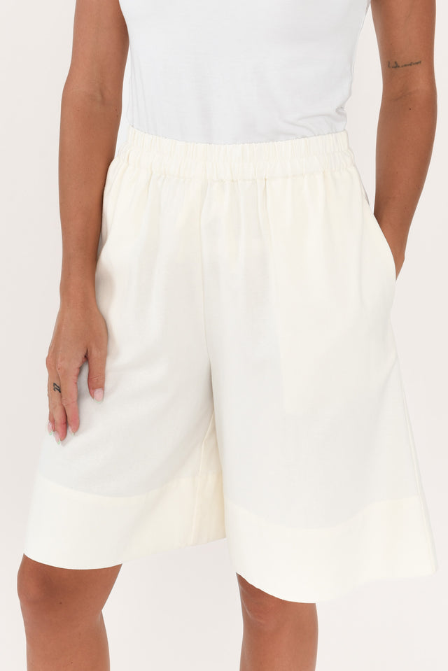 alt text|model:Brontie image 7