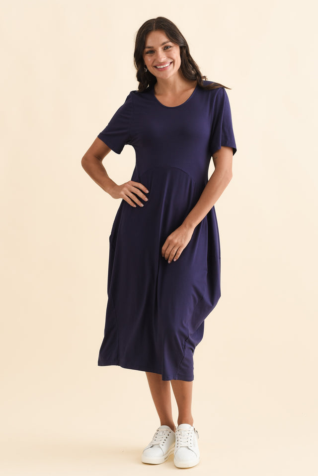 Glenda Navy Short Sleeve Crescent Dress,Brunette model,alt text|model:Brontie image 5