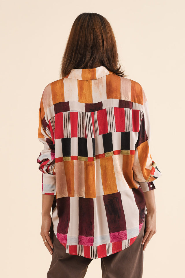 Glenda Red Geo Collared Shirt,Back,Brunette model,alt text|model:Cara image 4