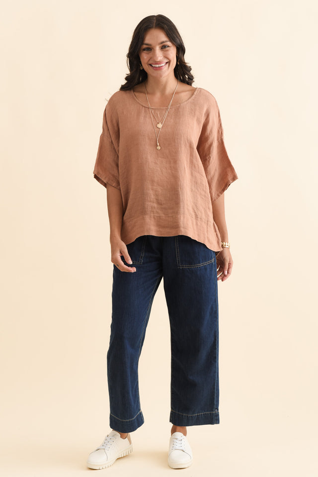 Gretal Dark Denim Cropped Pants,Brunette model,alt text|model:Brontie image 8