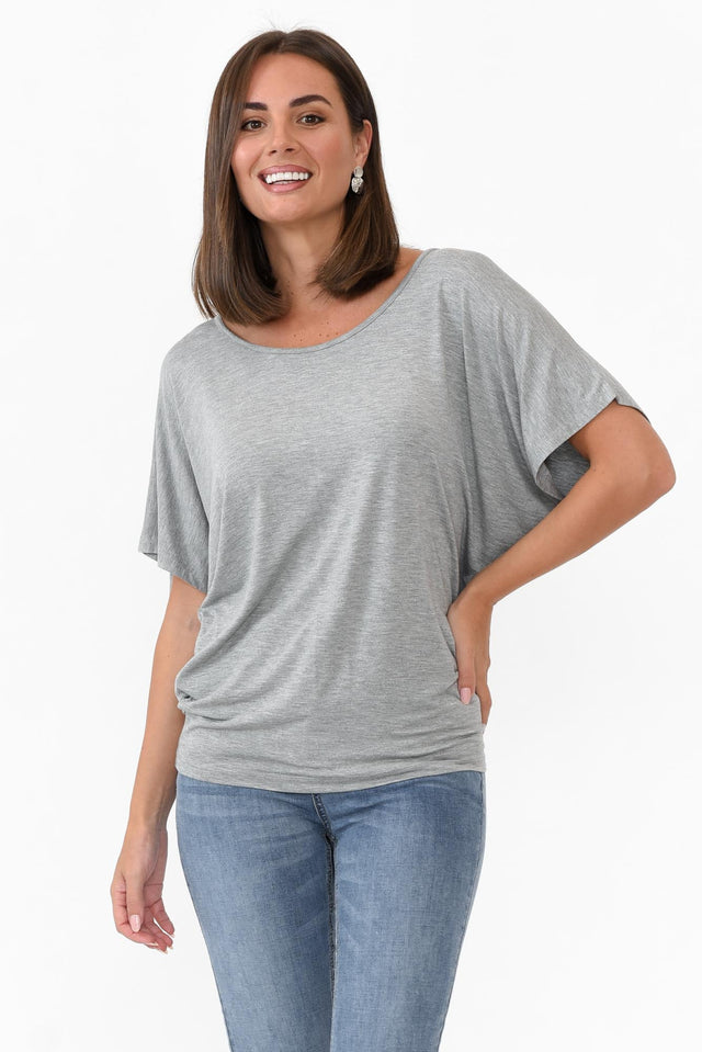 Grey Marle Maui Tee neckline_Round