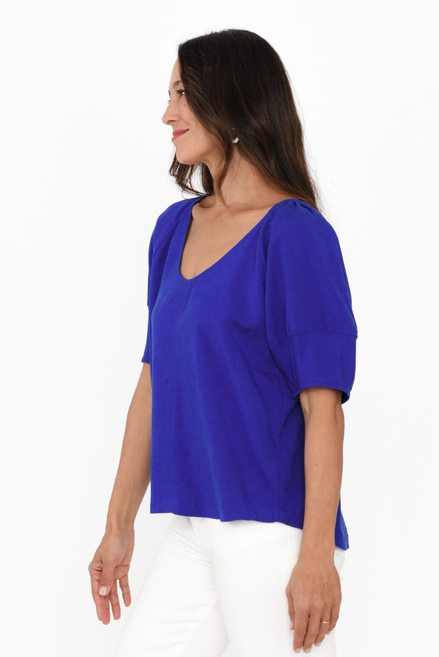 Grove Cobalt Linen Blend Top,Brunette model,alt text|model:Cara image 5