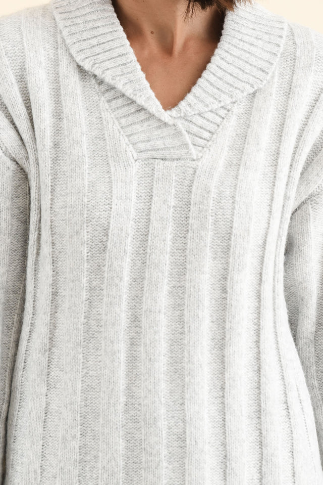 Guy Grey Collared Knit Jumper,Brunette model,alt text|model:Cara image 6