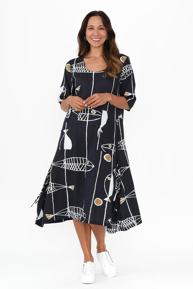 alt text|model:Cara image 3