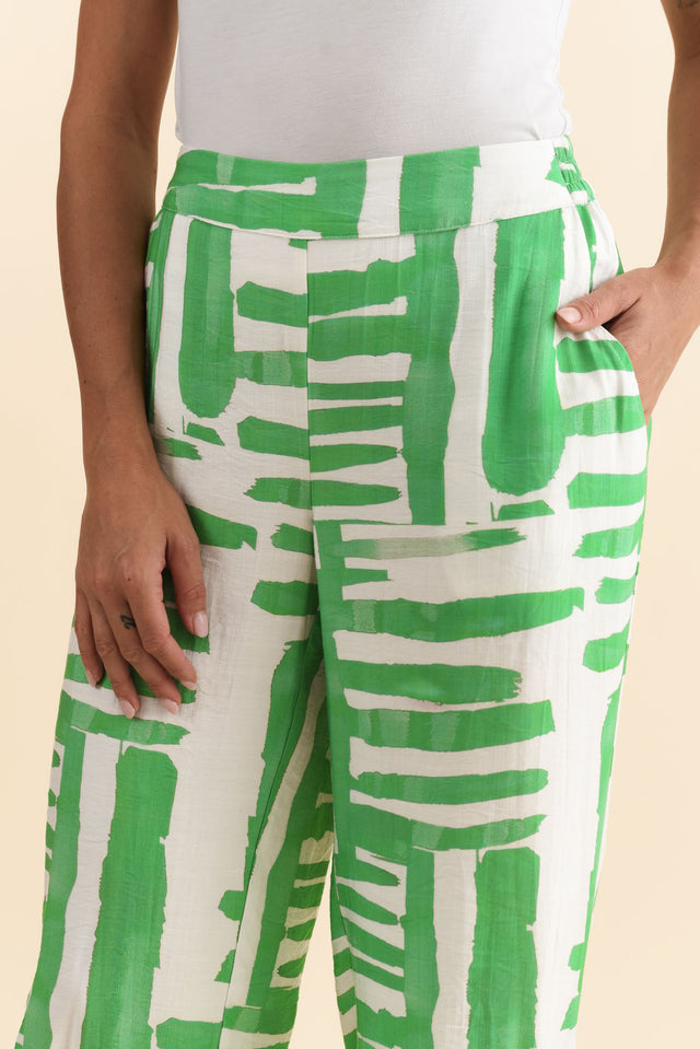 alt text|model:Brontie image 7