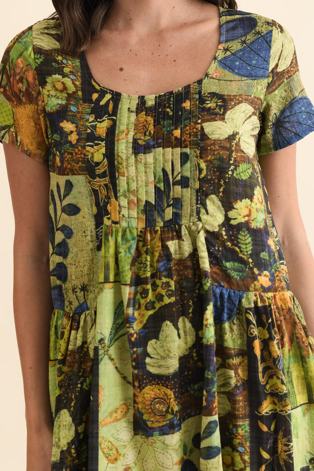 alt text|model:MJ image 6