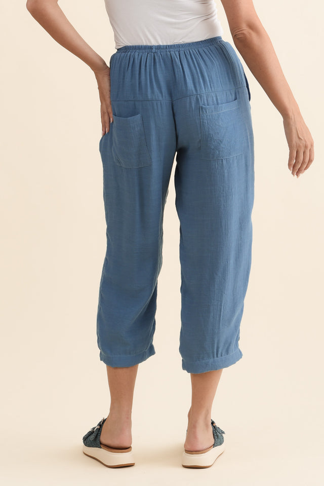 alt text|model:MJ image 6