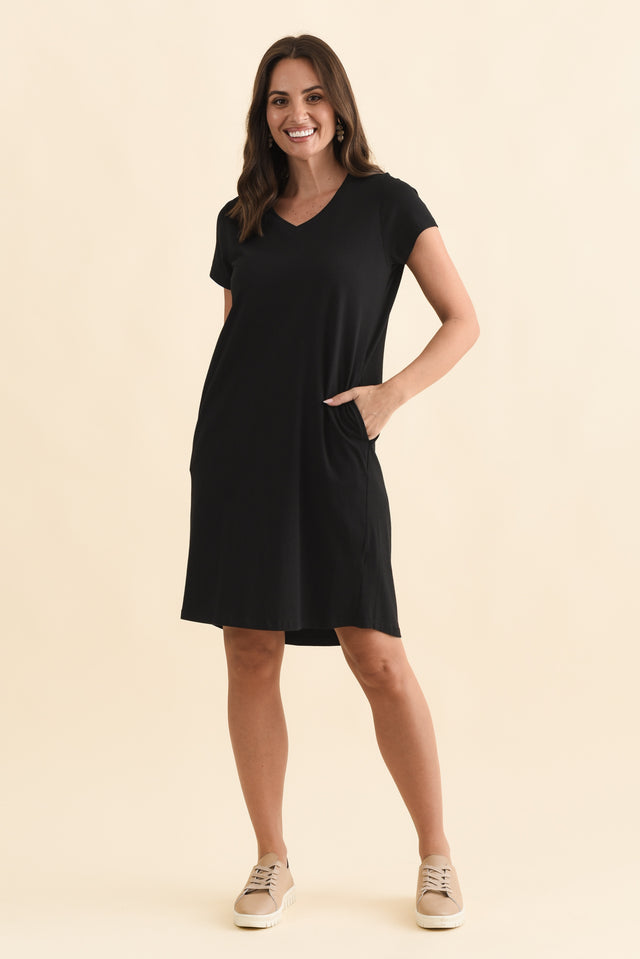 Harley Black Cotton Tee Dress,Brunette model,alt text|model:MJ image 3