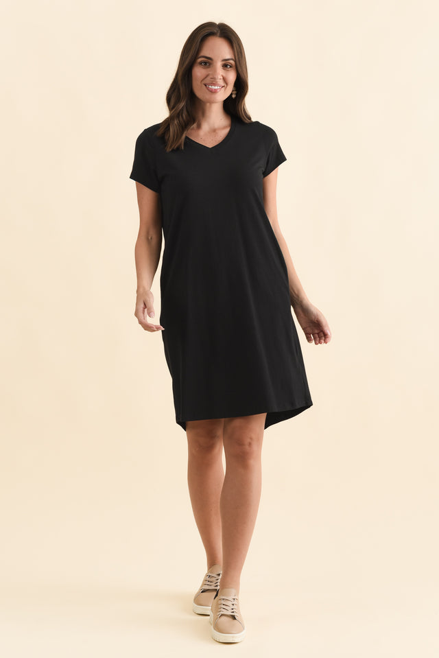 Harley Black Cotton Tee Dress,Brunette model,alt text|model:MJ image 7