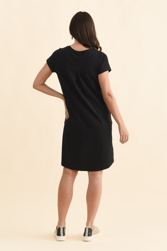 Harley Black Cotton Tee Dress,Brunette model,alt text|model:MJ image 5