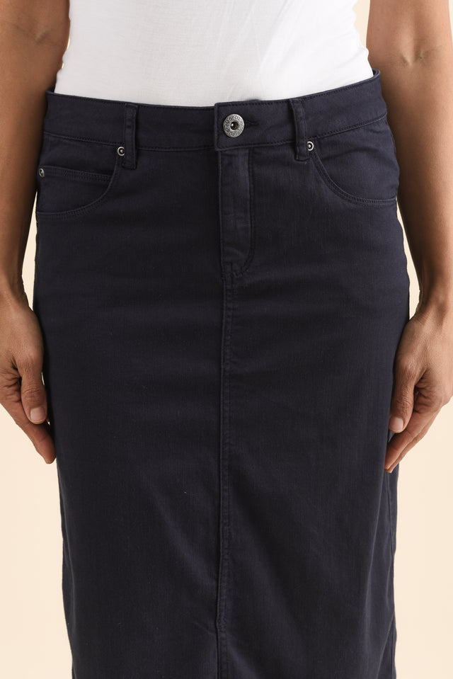 Harriet Navy Denim Midi Skirt,Detail,Brunette model,alt text|model:Cara image 6