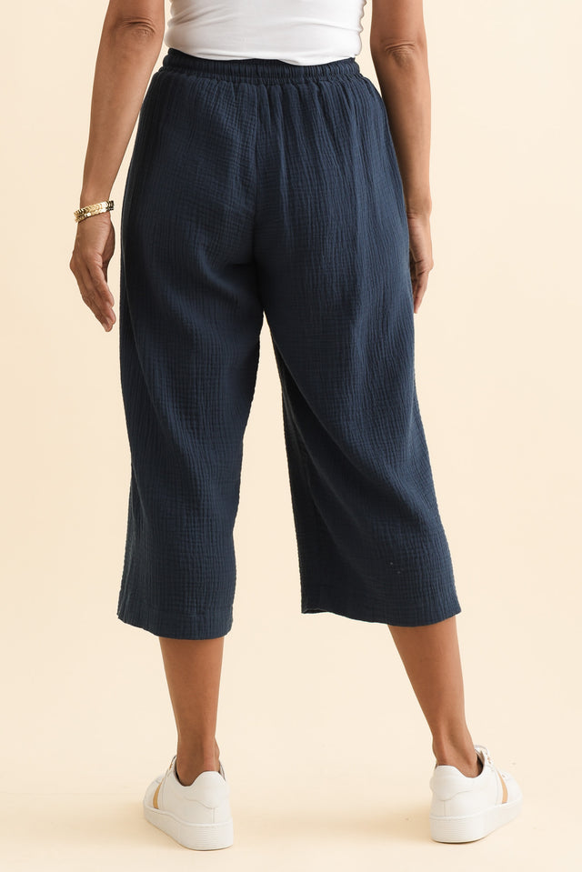 alt text|model:Cara image 5