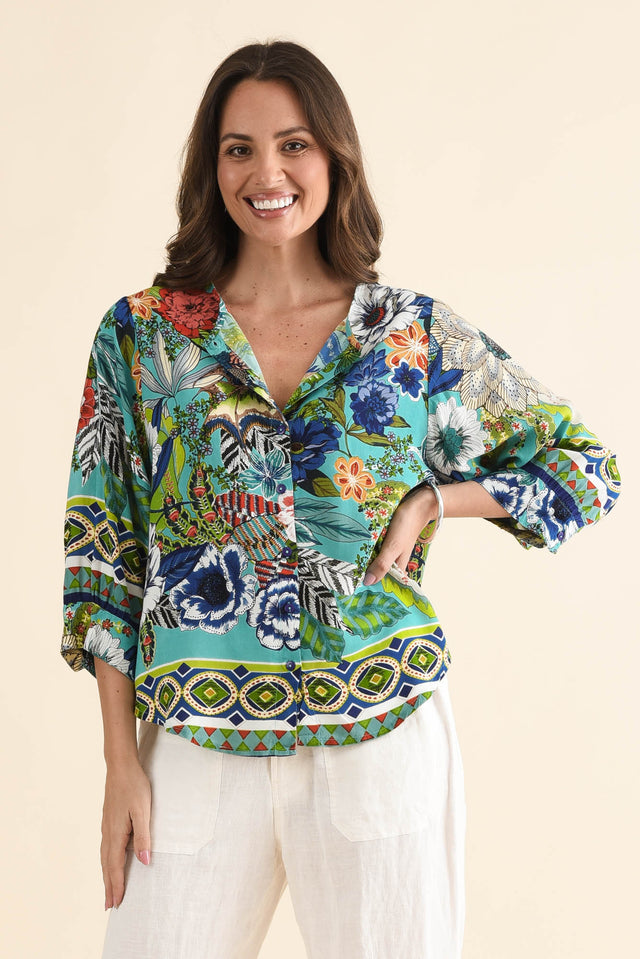 Hastings Green Floral Top,Front,Brunette model,alt text|model:MJ
