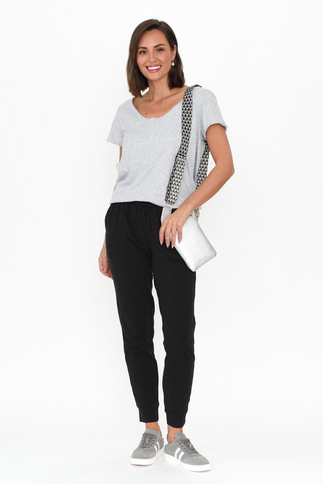 alt text|model:MJ image 4