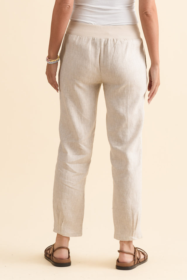 alt text|model:MJ image 5