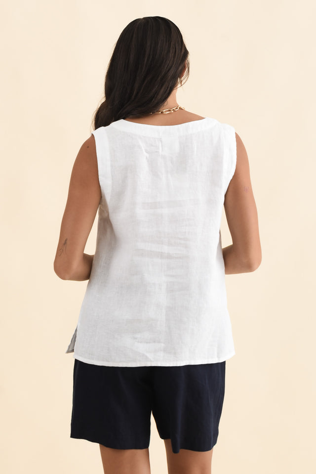 Inez White Linen Tank,Brunette model,alt text|model:Brontie image 4
