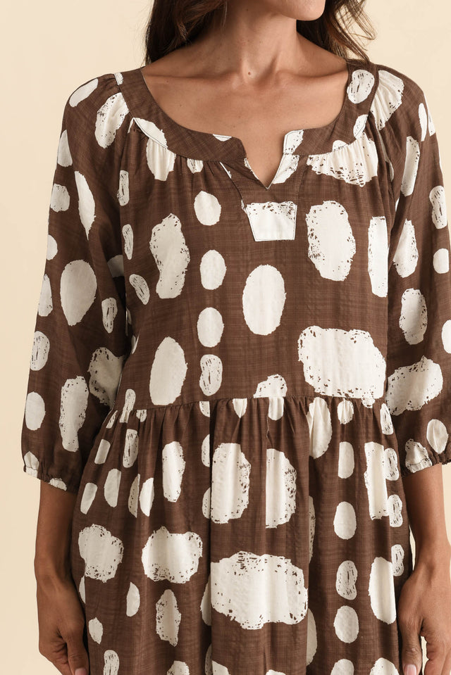 alt text|model:Cara image 6