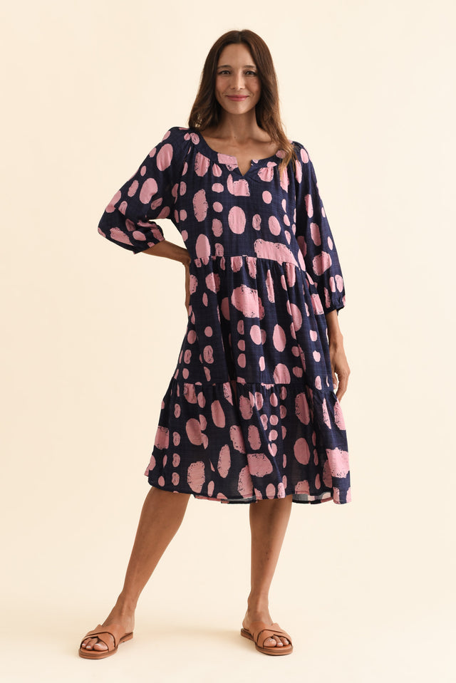 alt text|model:Cara image 6