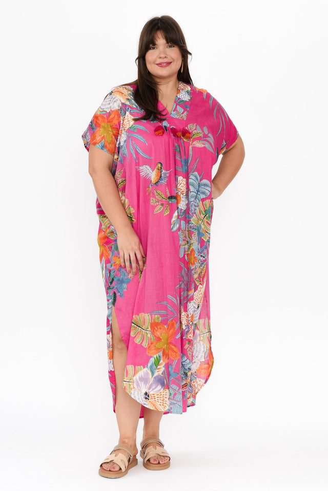 Isla Pink Bird Cotton Kaftan,Brunette model,alt text|model:Gabby image 10