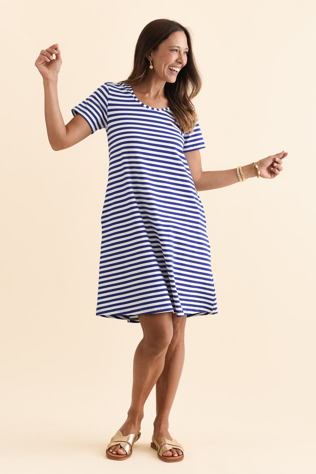 alt text|model:Cara image 6