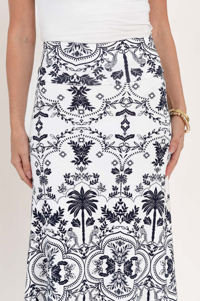 alt text|model:MJ image 6