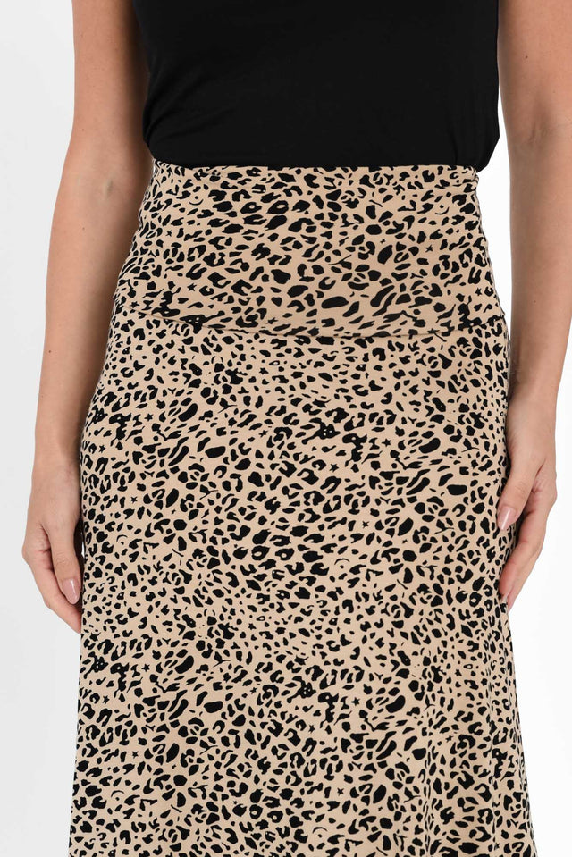 alt text|model:MJ image 6