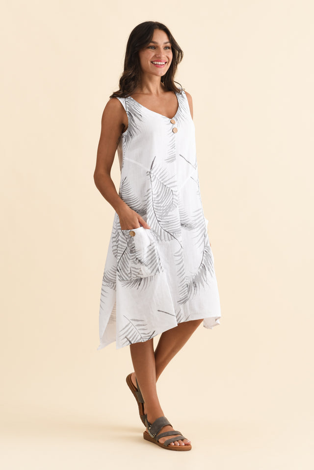 alt text|model:Brontie image 4