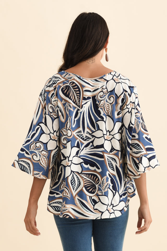 Janelle Blue Abstract V Neck Top,Brunette model,alt text|model:Brontie image 5