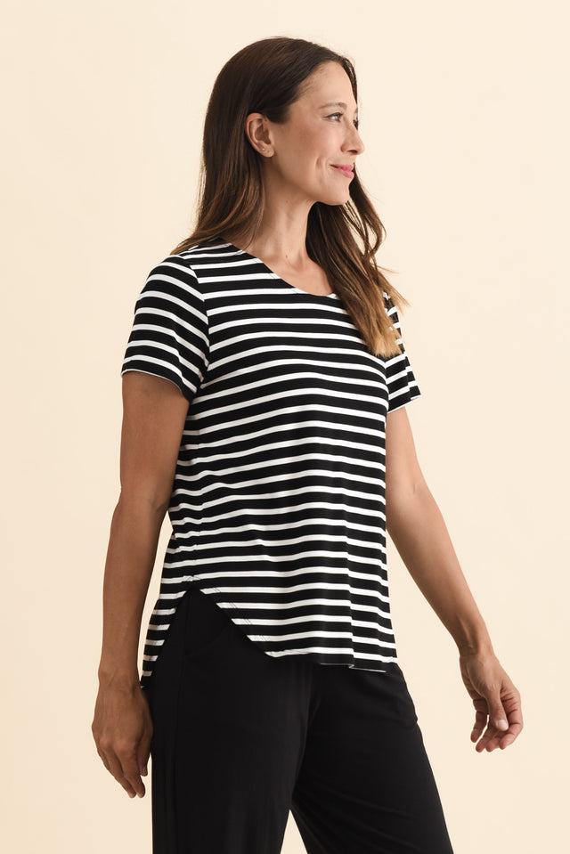 Janis Black Stripe Bamboo Tee,Brunette model,alt text|model:Cara image 6