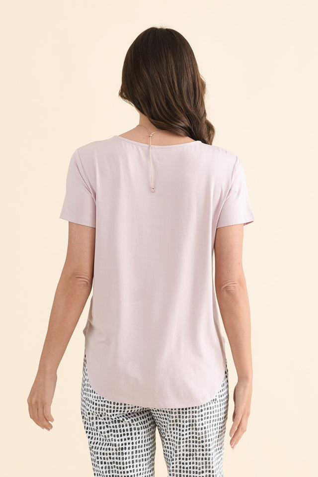 Janis Lavender Bamboo Tee,Back,Brunette model,alt text|model:MJ image 4